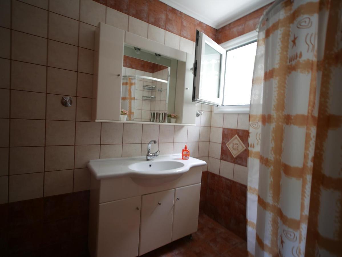 Villa Verde 200 Meters From The Beach Nea Iraklitsa المظهر الخارجي الصورة